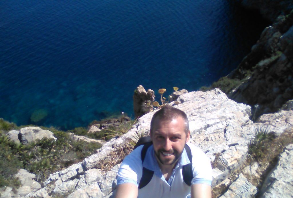 Dalle falesie al mare - Punta Giglio