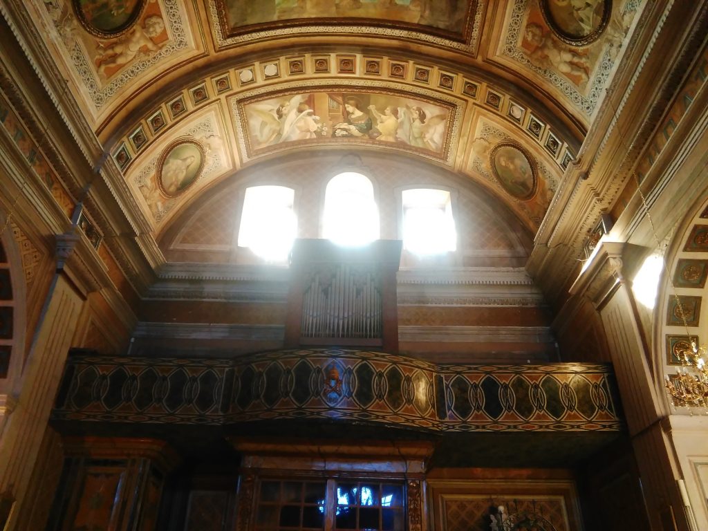 Organo nella chiesa di San Pietro di Tuili
